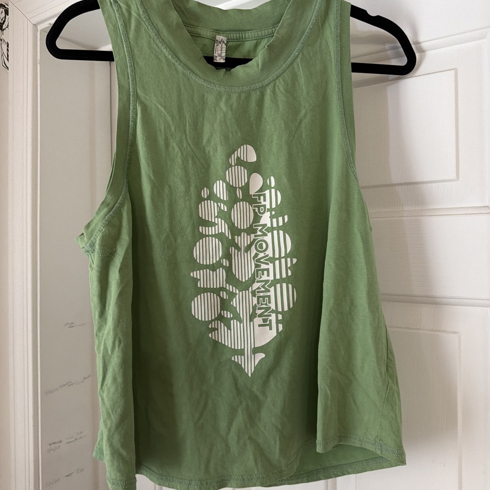 New Free People Movement Logo Tank Green Lg Logo Buti Small/S Game Time